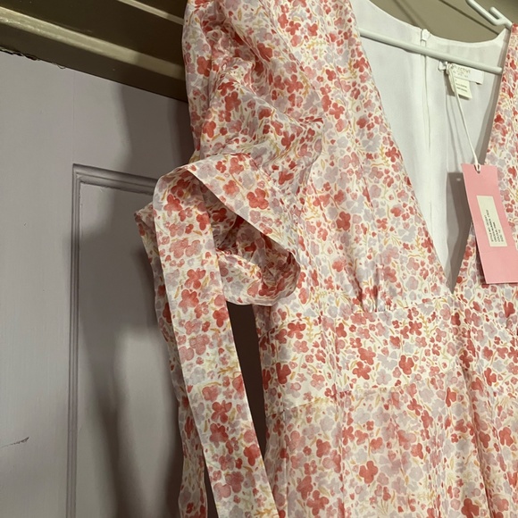 Collective The Label Floral Puff Sleeve Slit Midi Dress - Picture 2 of 5